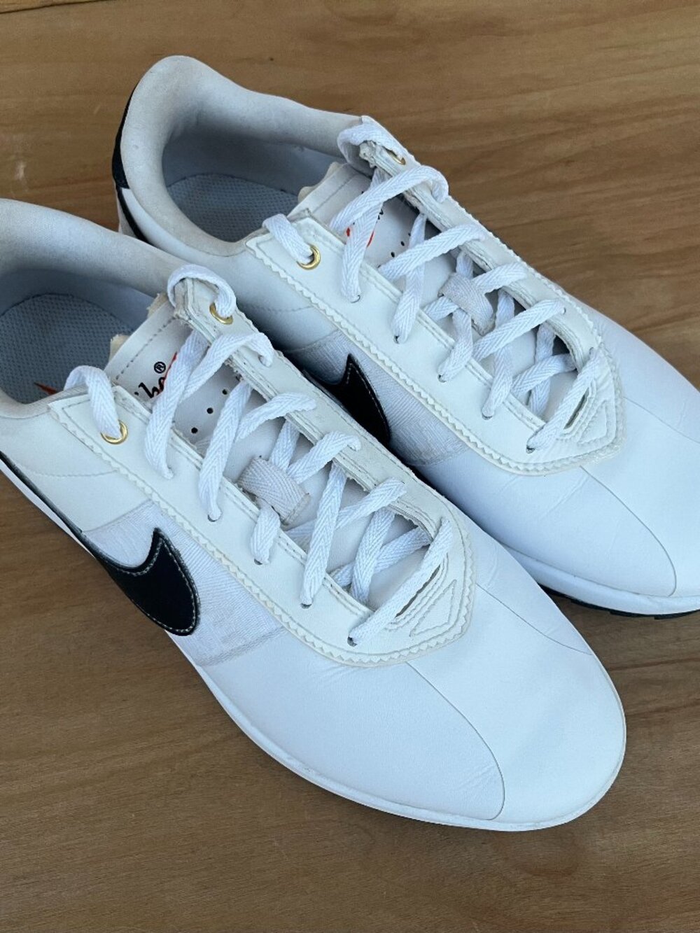 NIKE CORTEZ SPIKELESS Golf Shoes Women's Size 8 White Black CI1670-101